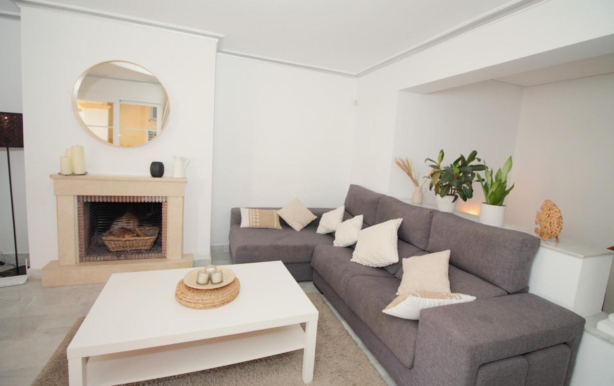 Casa Aloha And Golf Apartment Marbella